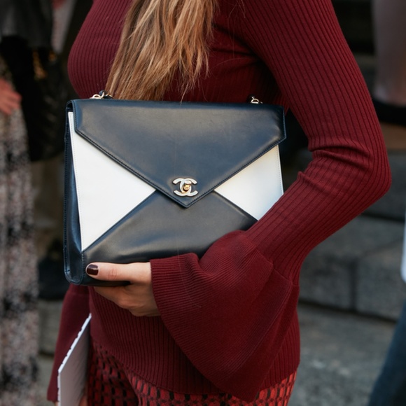 Ladies of Lux Designer Resale & Consignment - Picture 2 of 8